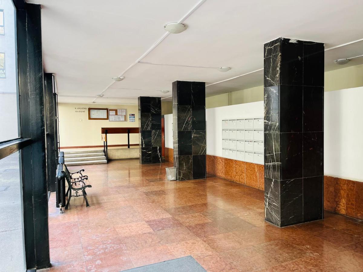 Apartment Bauhaus Flat In Amazing Location Budapest